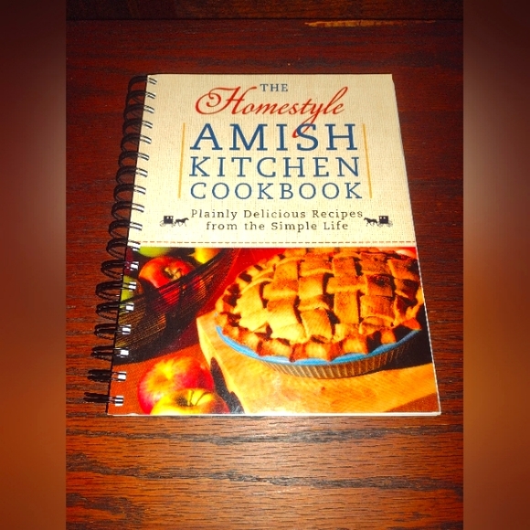 The Homestyle AMISH Kitchen Cookbook - Picture 1 of 2